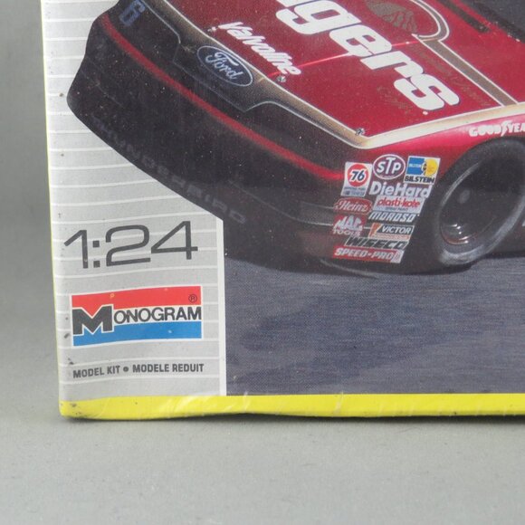 Vintage Nascar Model Car - Folgers Thunderbird by Monogram - 1/24 New in Box - Picture 2 of 8